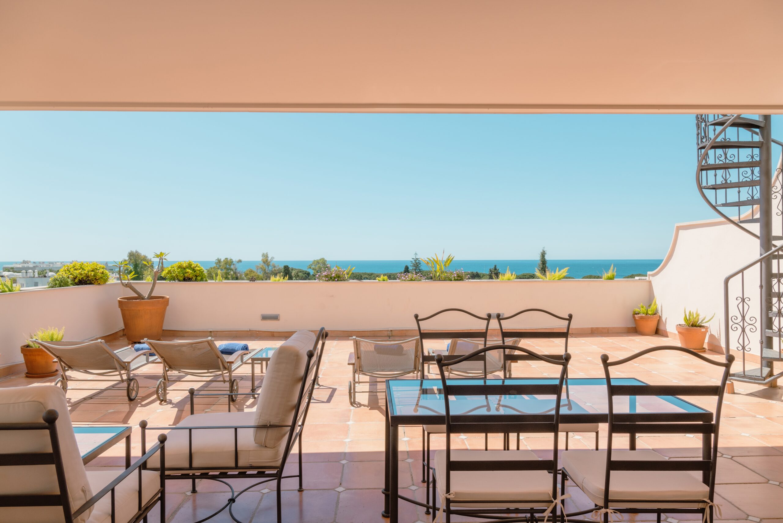 Guadalpin Suites